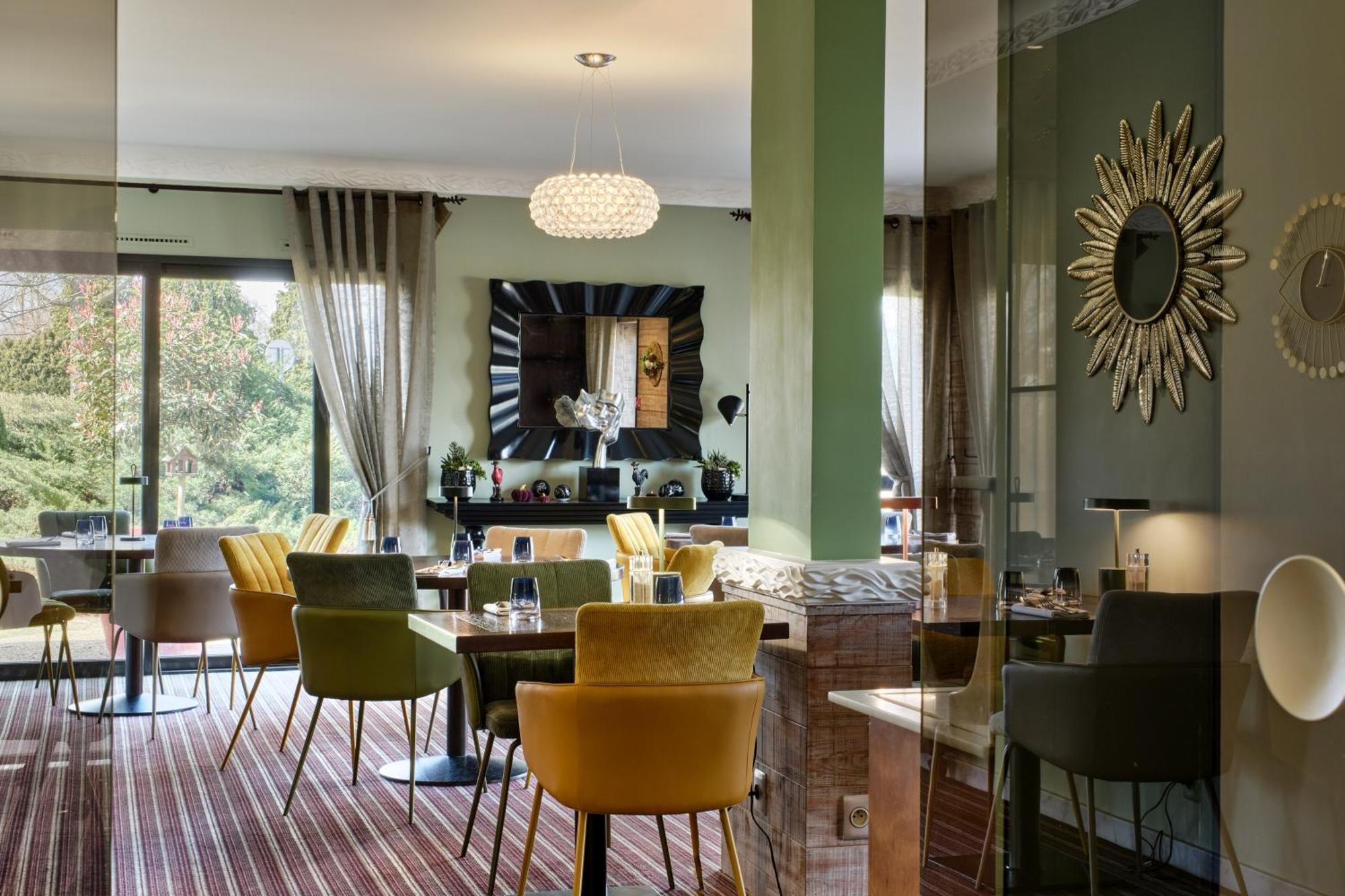 Hotel Restaurant Crystal Erstein Esterno foto